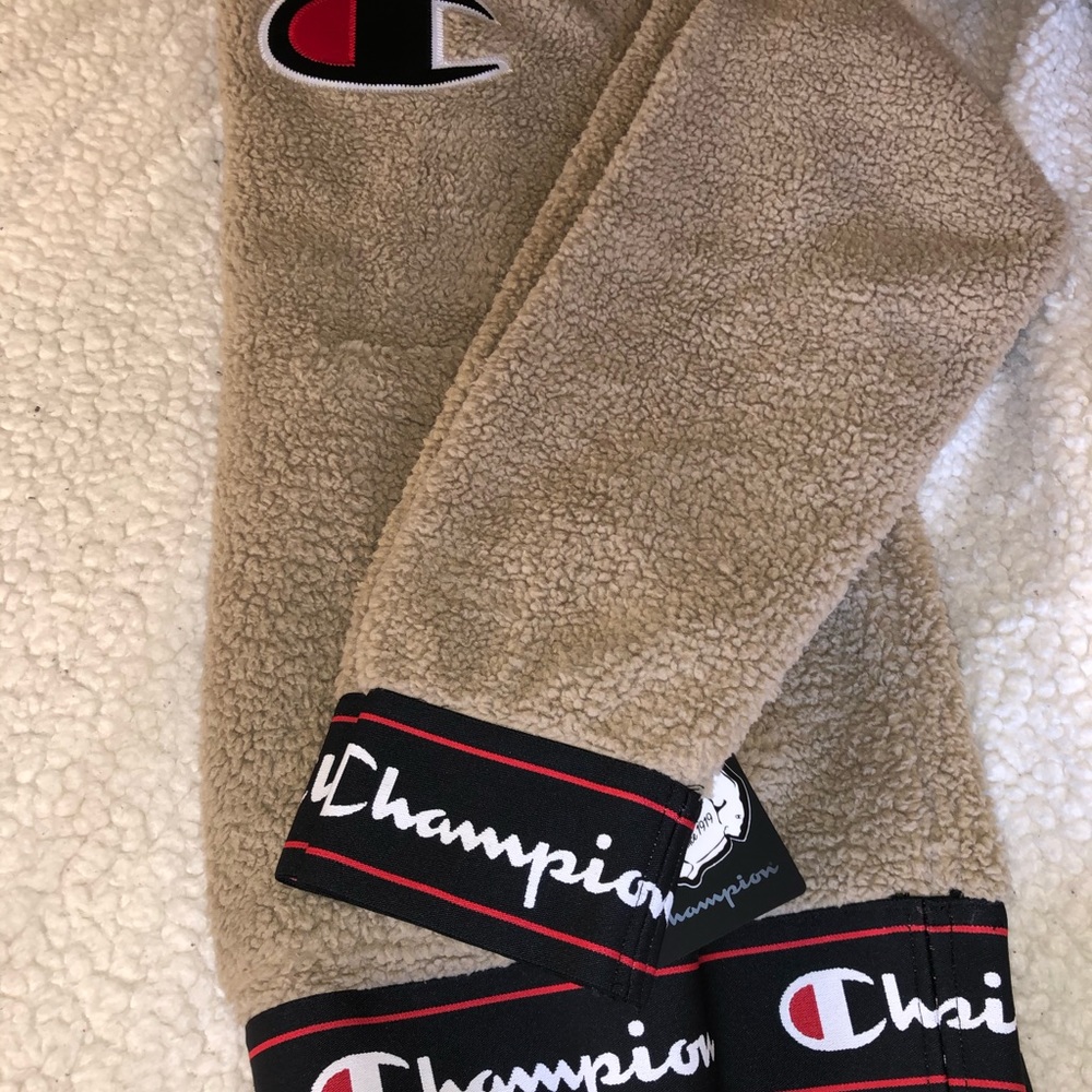Champion hoodie - Picture 3 of 5